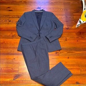 Banana Republic Navy Suit - Sz 10
